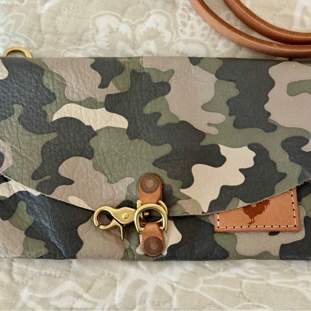 Meanwhile Back on the Farm Camo Leather Envelope Clutch and Crossbody - Picture 3 of 8